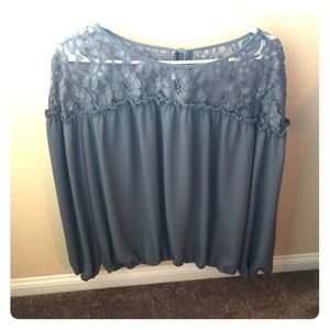 Final Sale! Beautiful silver lace blouse.